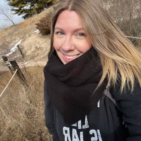 Meet your Posher, Jess - Picture 1 of 1